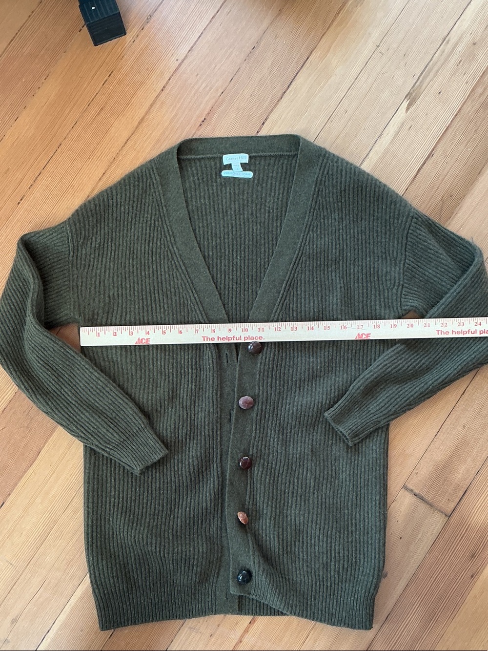 100% Cashmere Olive Green Button-Front Ribbed Women's Cardigan Garnet Hill - Picture 6 of 11